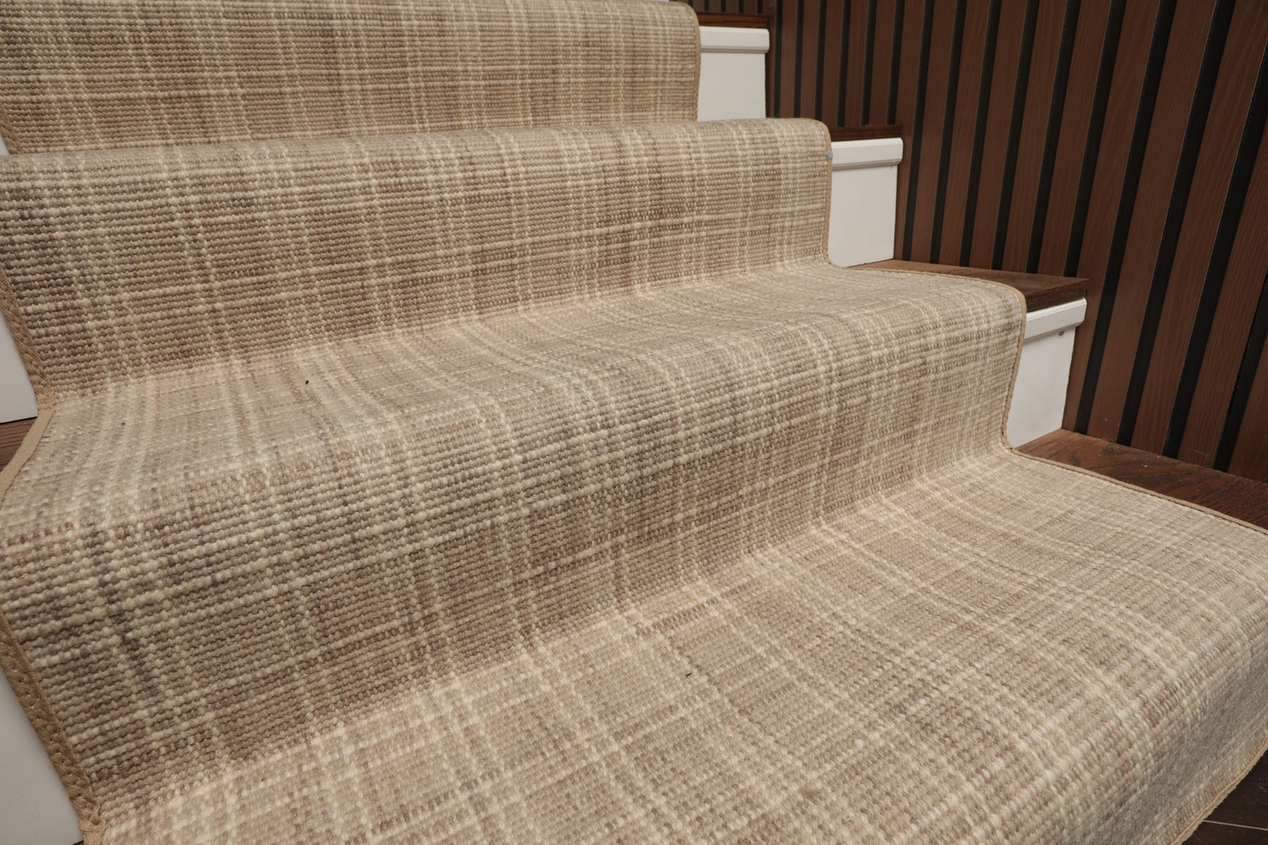 Multi Size Handmade Wool Stair/Hallway Runner 31 inch Wide Upto 40 feet Length - Picture 12 of 36