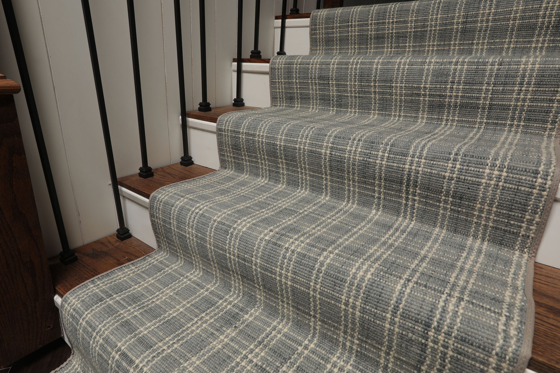 Multi Size Handmade Wool Stair/Hallway Runner 31 inch Wide Upto 40 feet Length - Picture 23 of 36