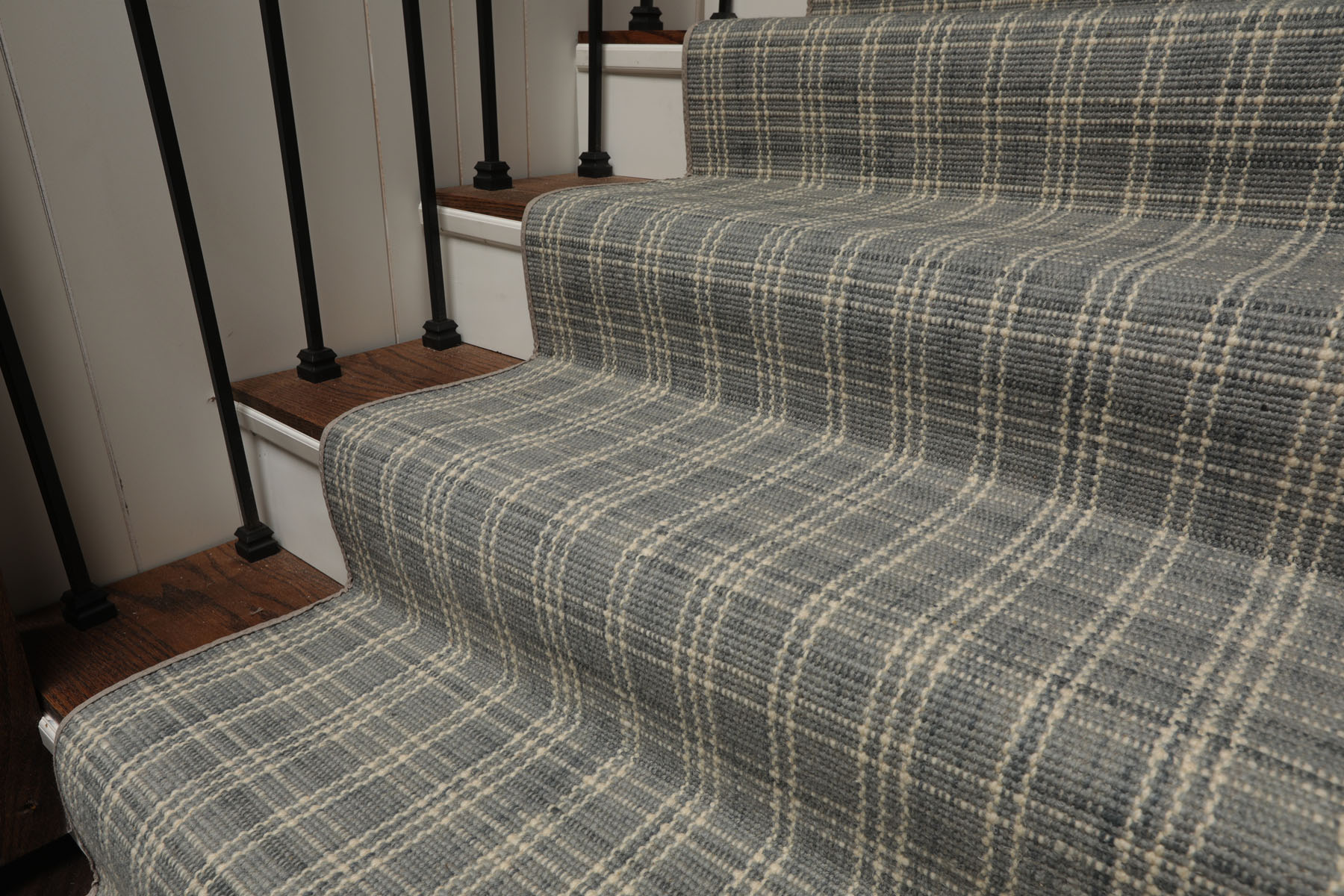 Multi Size Handmade Wool Stair/Hallway Runner 31 inch Wide Upto 40 feet Length - Picture 22 of 36