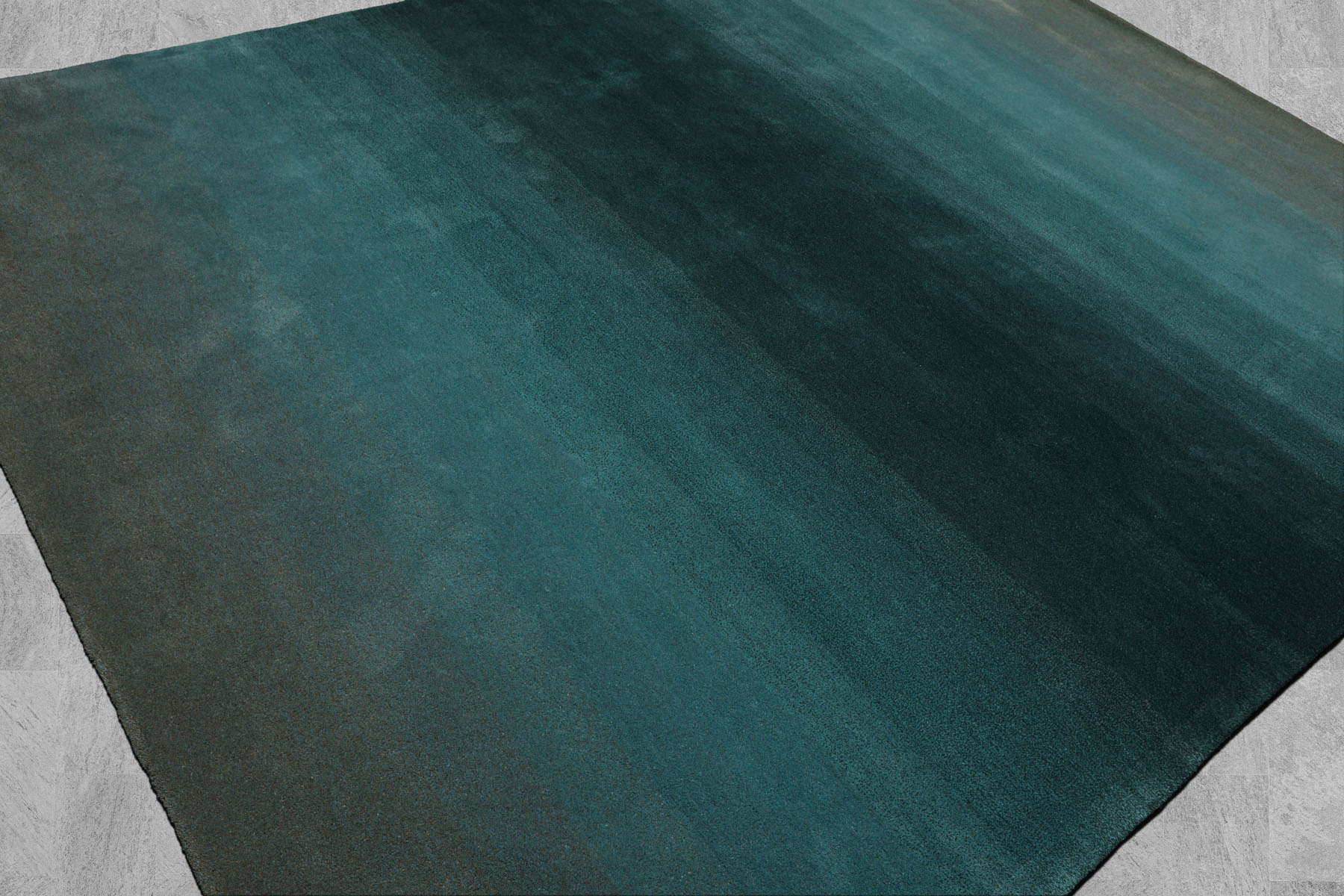Multi Size Ombre Teal Wool Hand Tufted Contemporary Area Rug - Picture 34 of 36